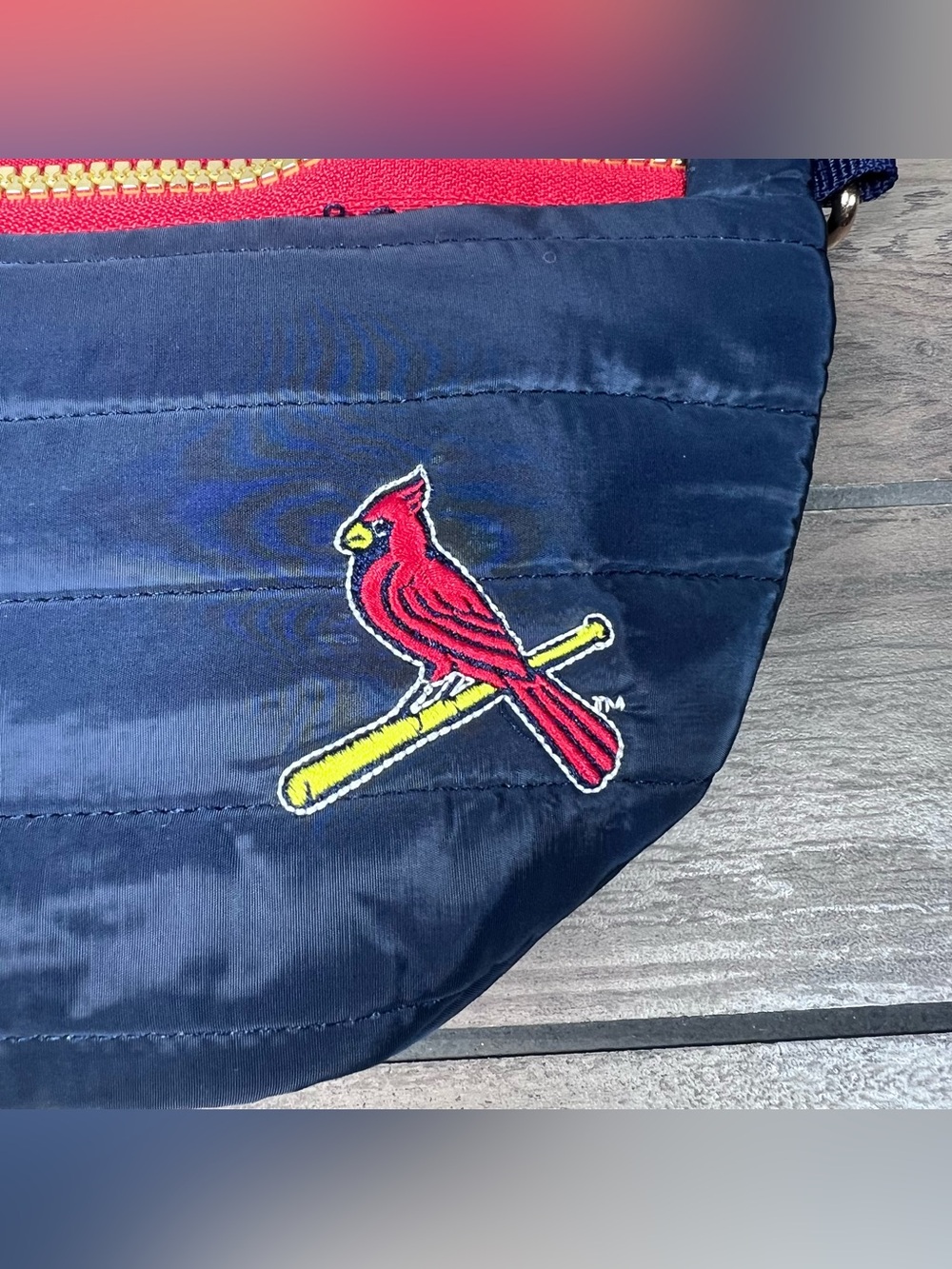 St. Louis Cardinals Phillips 66 Fanny Pack Crossbody Puffer bag removable strap - Picture 5 of 9